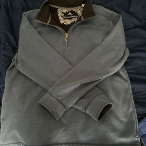 Tommy Bahama Sweatshirt